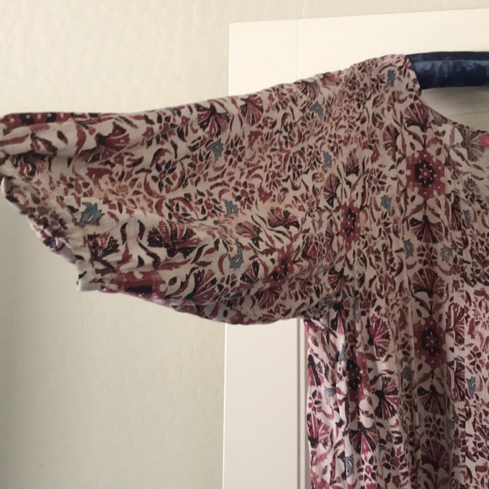 Dress - Picture 2 of 4